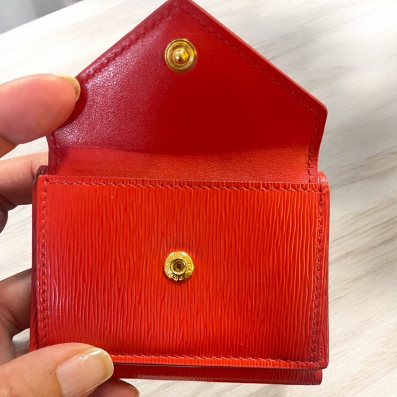 PRADA Saffiano Leather compact wallet Red - Picture 7 of 16